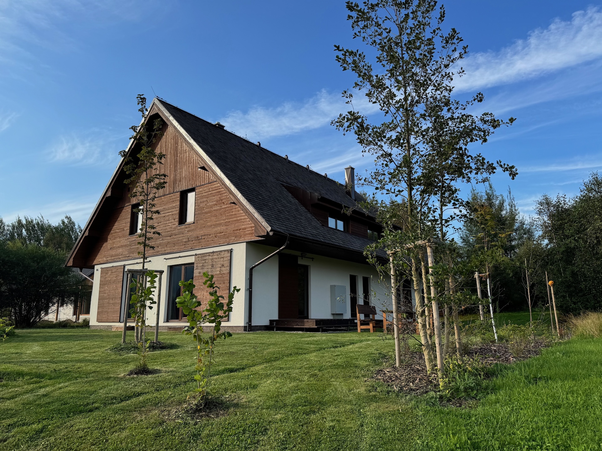 Borová Lada a okolní šumavská krajina